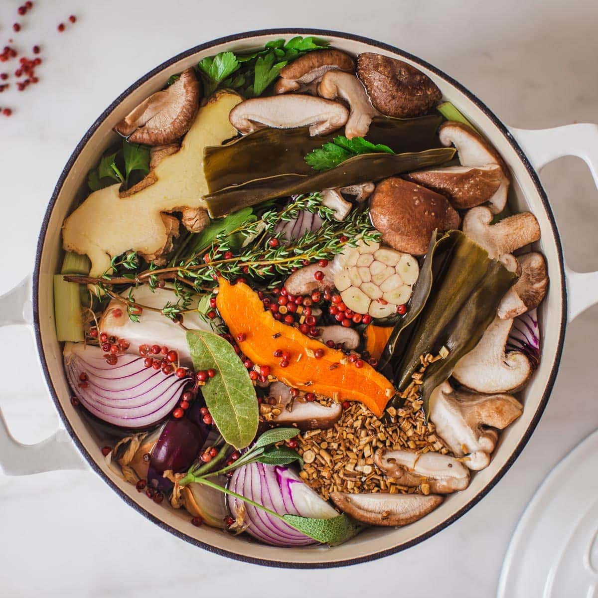 Laurens-Herbal-Healing-Broth-F.jpg